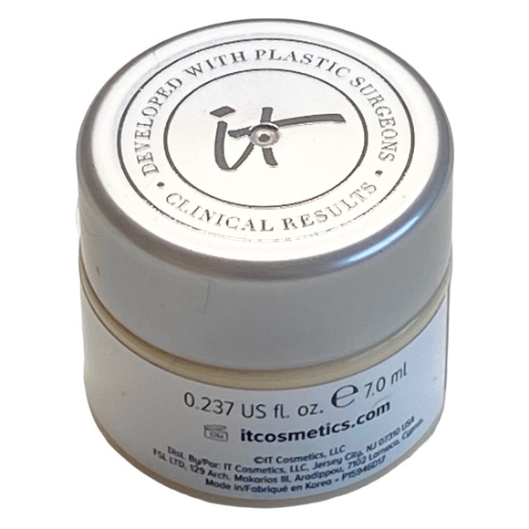 FREE w/$25 Order 𖦹 new it Cosmetics ❤︎ Confidence in Cream™ Mini Moisturizer ❤︎ - Picture 3 of 11